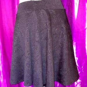 Hot Topic Sugar Skull Embossed Skirt!!!!